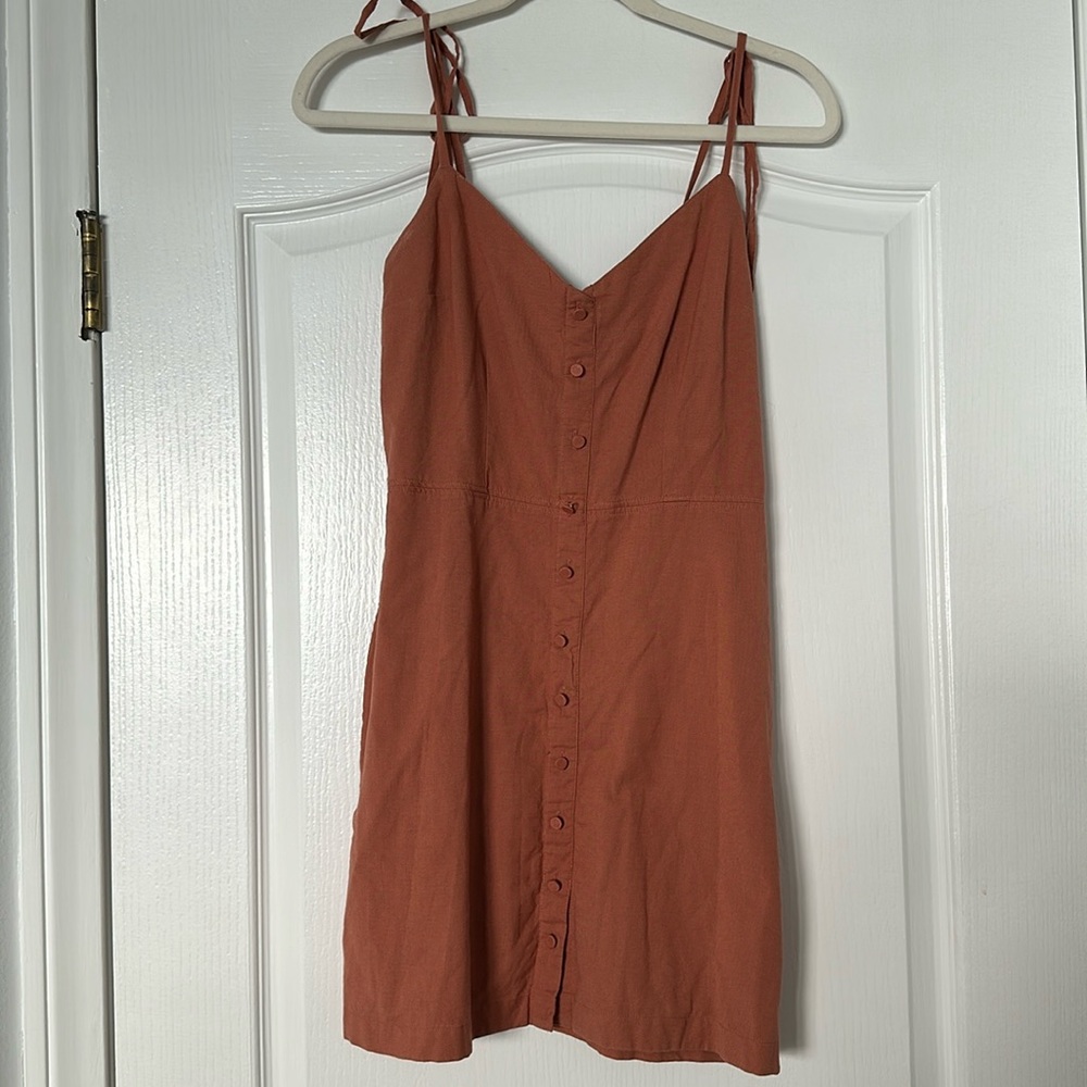 Abercrombie & Fitch salmon dress